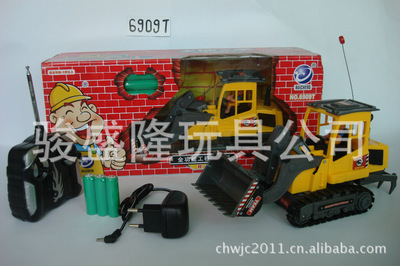 四通道遥控工程履带装载车 澄海骏盛隆玩具与盛隆纸品的完美结合